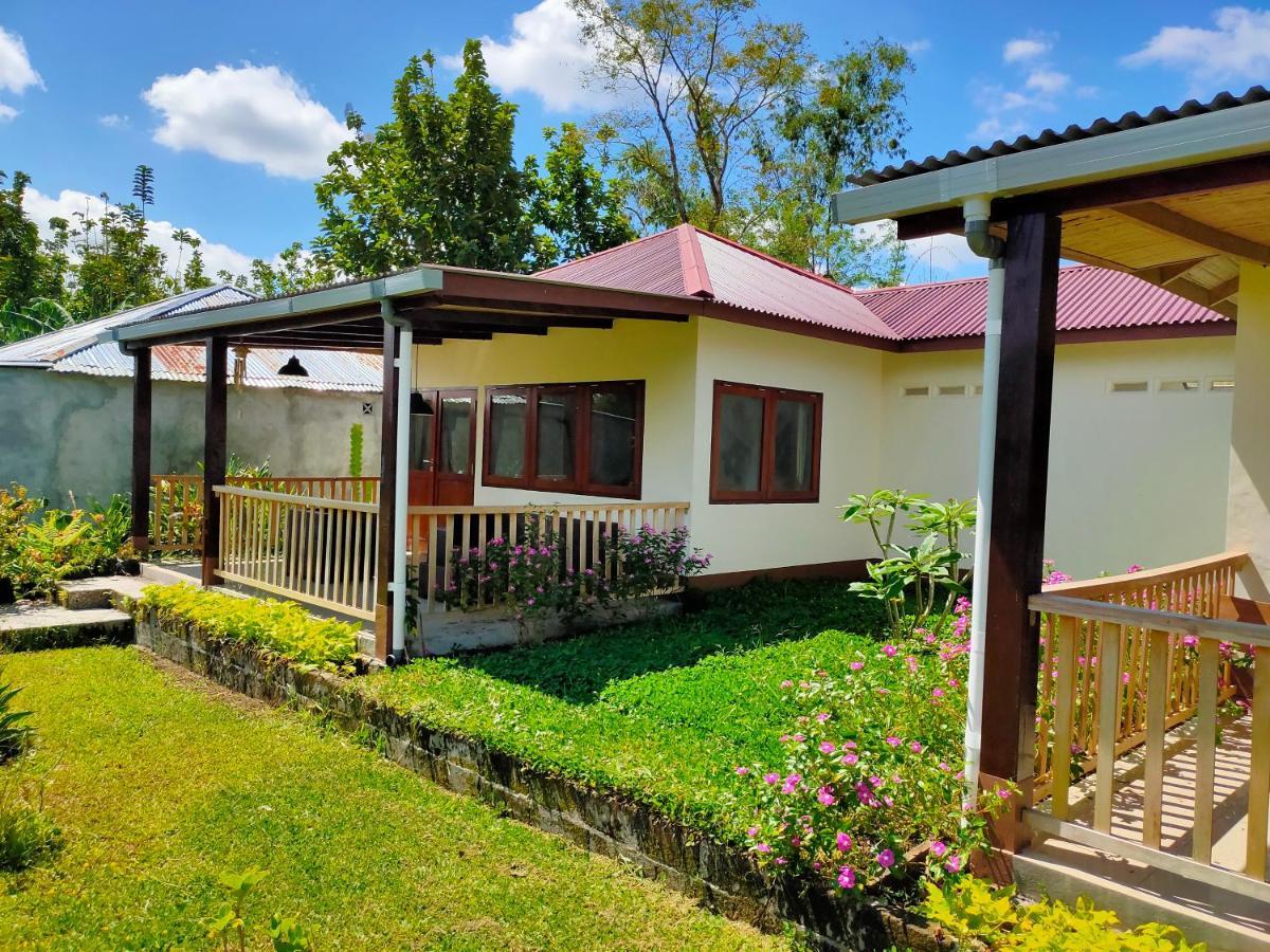 Chalet Ilasan Cottage. Tomohon